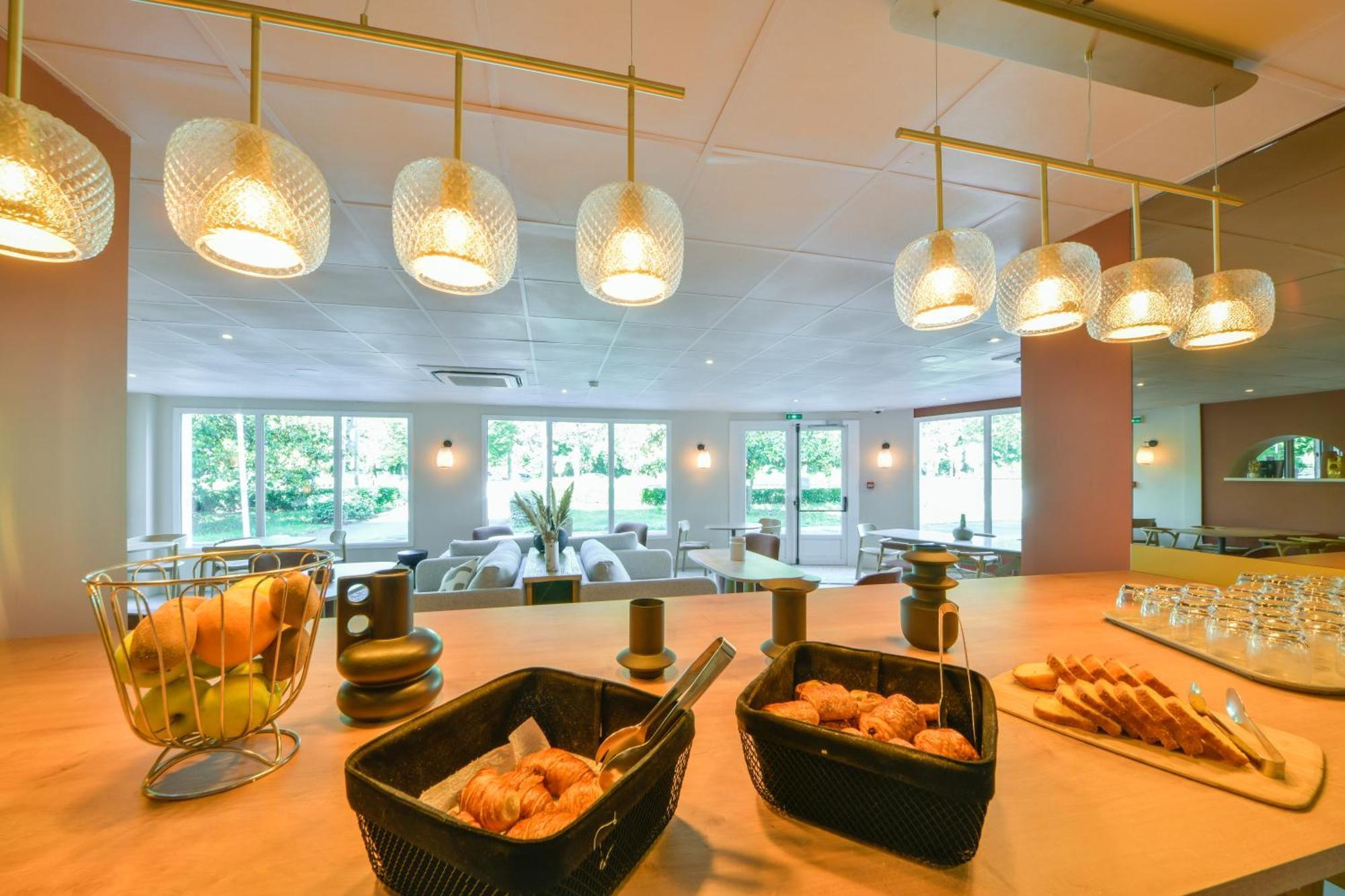 Bhoma Bourges - Hotel & Restaurant Luaran gambar