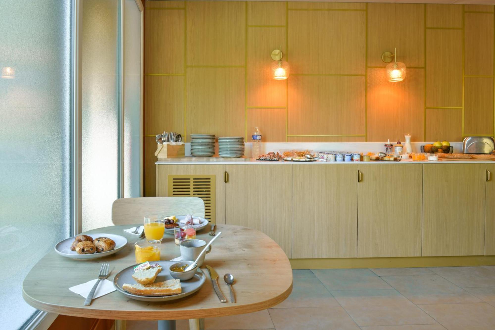 Bhoma Bourges - Hotel & Restaurant Luaran gambar