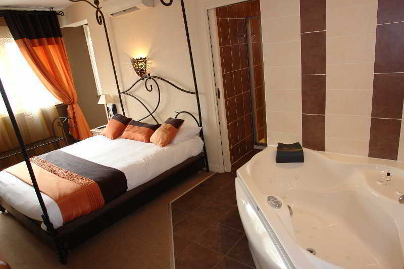 Bhoma Bourges - Hotel & Restaurant Luaran gambar