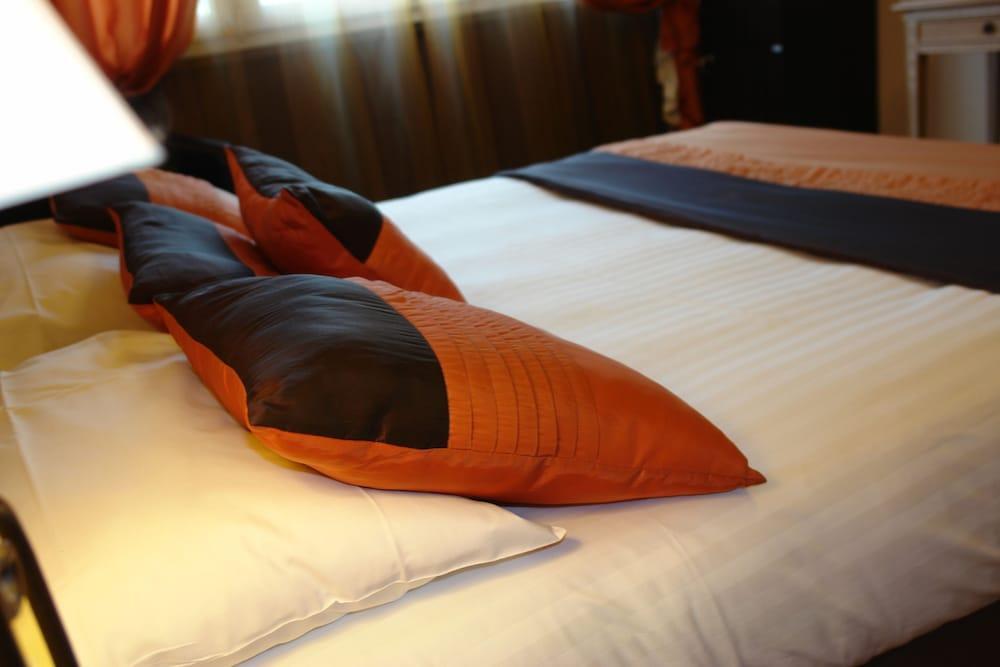 Bhoma Bourges - Hotel & Restaurant Luaran gambar